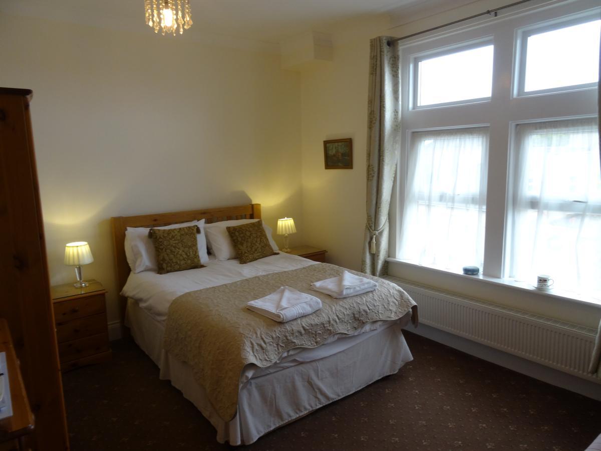 Ashbourne House Bed and Breakfast Burnham-on-Sea Buitenkant foto